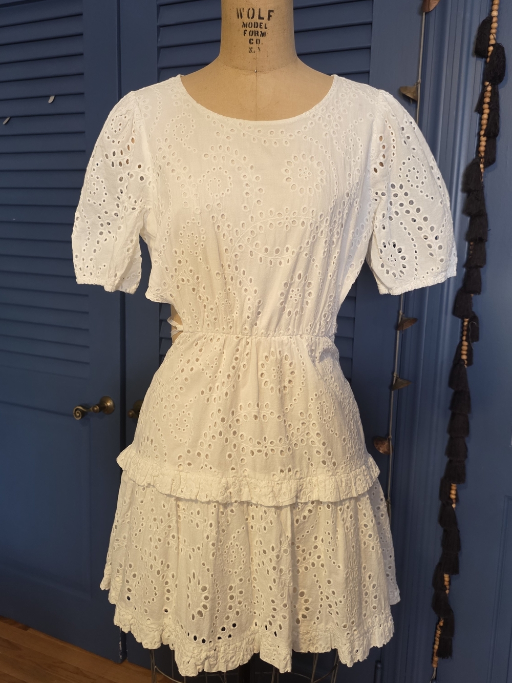 :Peter Som Collective White Eyelet Cutout Mini Dress Size 12